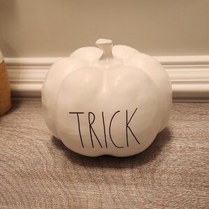 Rae Dunn TRICK pumpkin